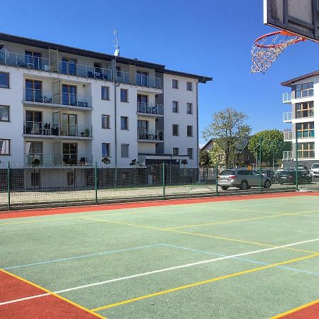 Apartament Tsuru Dziwnówek Exteriör bild